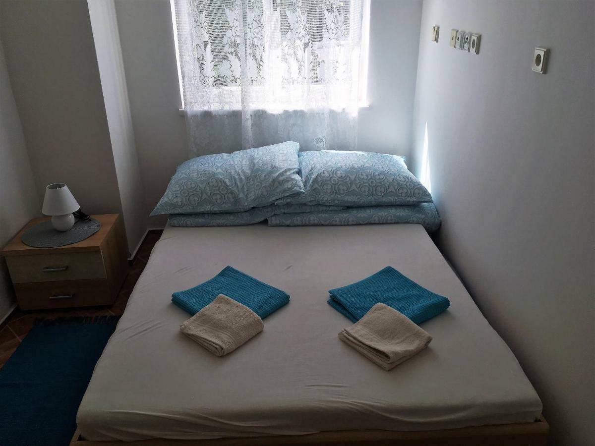 Dvacitka Apartman Ceske Budejovice Kültér fotó